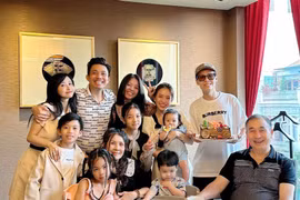 Joyce Phạm khoe ảnh chung hiếm hoi với vợ 2 của bố