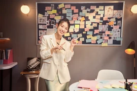 Cùng "hot girl 7 thứ tiếng" tạo ra năng suất làm việc cuối năm