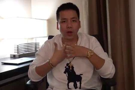 "Youtuber giàu nhất Việt Nam" "vẽ đường" kiếm tiền cho giới trẻ ra sao?