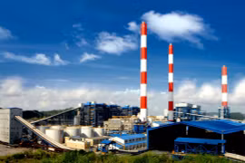 Giá điện cạnh tranh đạt đỉnh 10 năm: Doanh nghiệp nào hưởng lợi nhất?