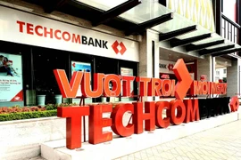 Techcombank đặt kế hoạch lợi nhuận 2023 suy giảm 14% 