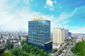 Điều gì khiến LPBank bị hai công ty chứng khoán giảm khuyến nghị?