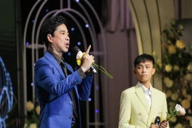 Được Ngọc Sơn hỗ trợ, Hồ Văn Cường sẽ phất?