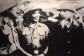 Ảnh độc: "Hà Nội - Điện Biên Phủ trên không - Tầm nhìn chiến lược của ta" 