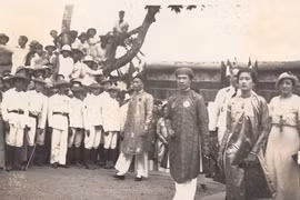 Thú vị ảnh cưới đặc biệt của vua Bảo Đại và Hoàng hậu Nam Phương 