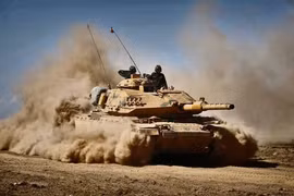 Tiêm kích Nga tấn công trực diện phá hủy xe tăng Thổ Nhĩ Kỳ tại Syria