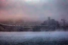 Những hình ảnh mới nhất của tàu sân bay Kuznetsov: Vẫn còn ngổn ngang