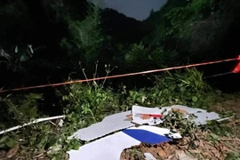 Tìm thấy hộp đen của chiếc máy bay Trung Quốc vừa gặp nạn