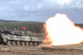 NATO có thể viện trợ 100 xe tăng Leopard 2 cho Ukraine?