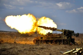 Nga mang thêm siêu pháo bắn đạn hạt nhân tới chiến trường Ukraine?