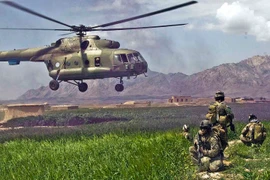 Afghanistan lần đầu cho Mi-17 xuất trận, đánh Taliban chạy tán loạn