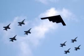 Không quân Mỹ thiệt hại nặng khoảng 700 máy bay nếu đối đầu Nga