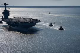 Mỹ phát mệt với siêu tàu sân bay tàu sân bay USS Gerald R. Ford