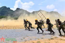 Khoảnh khắc ấn tượng trong ngày khai mạc Army Games 2021 tại Việt Nam