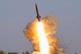 Syria phóng tên lửa đạn đạo: Như gáo nước lạnh dội vào người Thổ