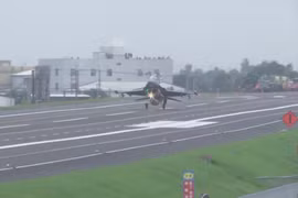 Đài Loan diễn tập phản ứng nhanh, cho cất cánh hàng loạt máy bay