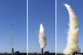 Tên lửa phòng không mới nhất của Triều Tiên là 'con lai' S-300 với David's Sling? 