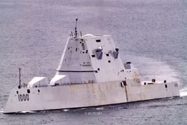 Khu trục hạm Zumwalt: Khi một viên đạn pháo đắt hơn cả tên lửa