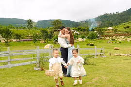 Loạt ảnh đẹp như tranh vẽ của gia đình Hồ Ngọc Hà trong MV mới