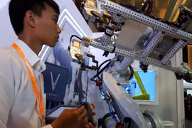Xưởng ô tô 1.200 robot, không một bóng người đầu tiên ở Việt Nam