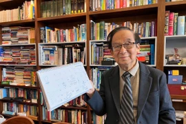 GS Nguyễn Lân Dũng: Làm vì để... “biết tuốt”, không tụt hậu ở thời đại 4.0?