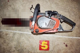 Vụ người đàn ông dùng cưa cắt cổ tử vong: Vợ cũ tiết lộ bị bóp cổ