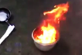 Hoảng hồn nước giếng bốc cháy ngùn ngụt ở Đồng Nai 