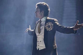 “Ông trùm“: Ba thế hệ sao Hàn cùng lên tiếng