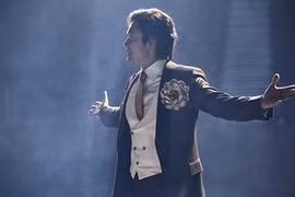 “Ông trùm“: Ba thế hệ sao Hàn cùng lên tiếng