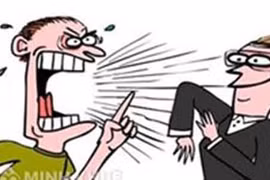 Hy hữu: Bị bạn kiện đòi bồi thường 13 triệu vì chửi thề