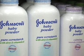 Johnson & Johnson bị kiện và phải bồi thường cho người tiêu dùng