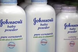Johnson & Johnson bị kiện và phải bồi thường cho người tiêu dùng