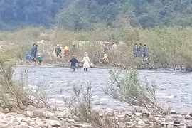 Phát hiện thi thể bé trai 3 tuổi mất tích dưới suối