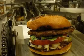 Robot làm 1 giờ được 400 chiếc bánh mì kẹp thịt