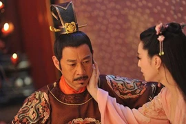 Bi kịch 2 chị em lấy chung chồng, cùng làm hoàng hậu TQ