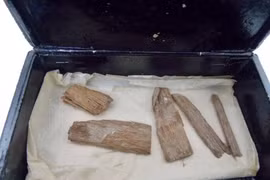 Cổ vật mang nhiều bí ẩn tìm thấy ở Đại kim tự tháp Giza 