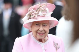 Những đặc quyền độc nhất vô nhị của Nữ hoàng Anh 