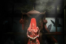 Hãi hùng đám cưới với "cô dâu ma" rùng rợn nhất Trung Quốc