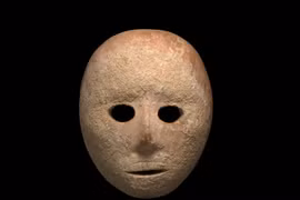 Bí ẩn gây tò mò về mặt nạ đá 9.000 tuổi