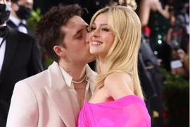 Sau 4 tháng làm dâu nhà Beckham, “tiểu thư nhà tỷ phú” kể lể nội tình