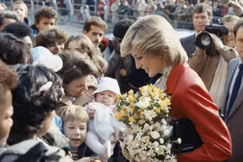 Những đồn đoán về tình nhân bí mật của Công nương Diana