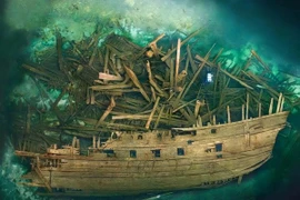 Ảnh chấn động con tàu bị nguyền rủa, “ngủ vùi” dưới biển 500 năm