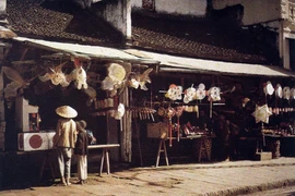 Loạt ảnh "chất như nước cất" miền Bắc Việt Nam hơn 100 năm trước