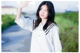 Nữ sinh 16 tuổi lộ ảnh đời thường, tiết lộ dự định du học