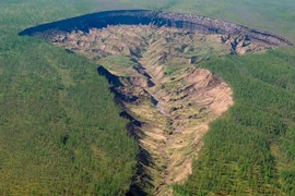 Lý do khiến “cổng địa ngục” ở Nga ngày càng lớn