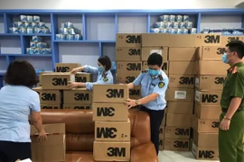 Thu giữ hơn 17.000 khẩu trang có dấu hiệu giả mạo thương hiệu 3M