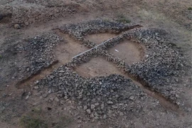 Bí ẩn những gò chôn cất 'mái vòm' ở Kazakhstan