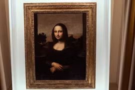 Danh họa da Vinci vẽ 2 phiên bản bức tranh Mona Lisa?