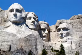 Bí mật ngọn núi nổi tiếng nhất nước Mỹ tạc tượng 4 Tổng thống
