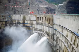 Trung Quốc chạy đập thủy điện Bạch Hạc Than, 2 công trình này "khổng lồ" hơn